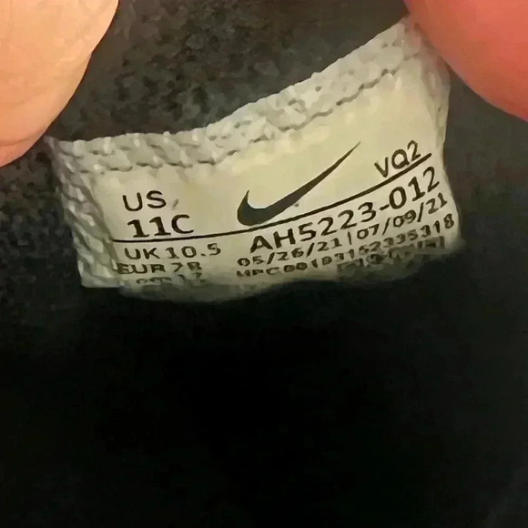 NIKE AIR MAX AXIS GS BLACK / GREEN GREY KIDS RUNNING SHOES NEW - Picture 12 of 12